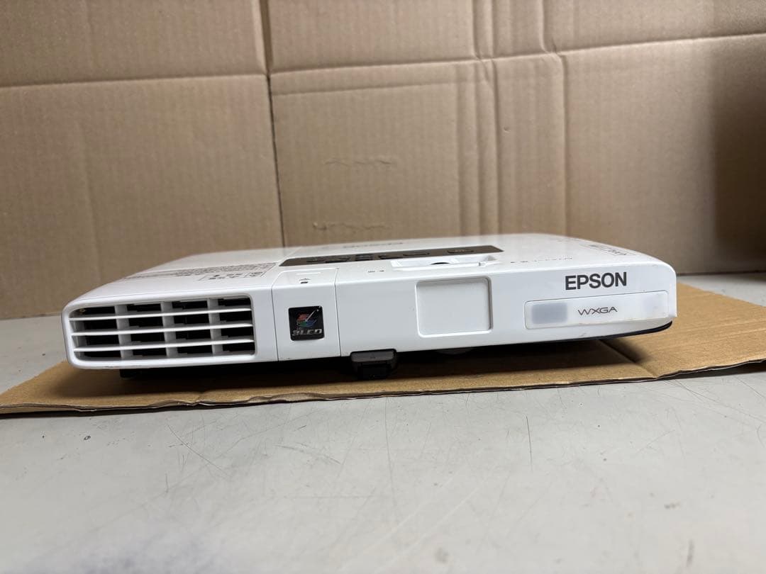 EPSON EB-1771W プロジェクター本体 送料込