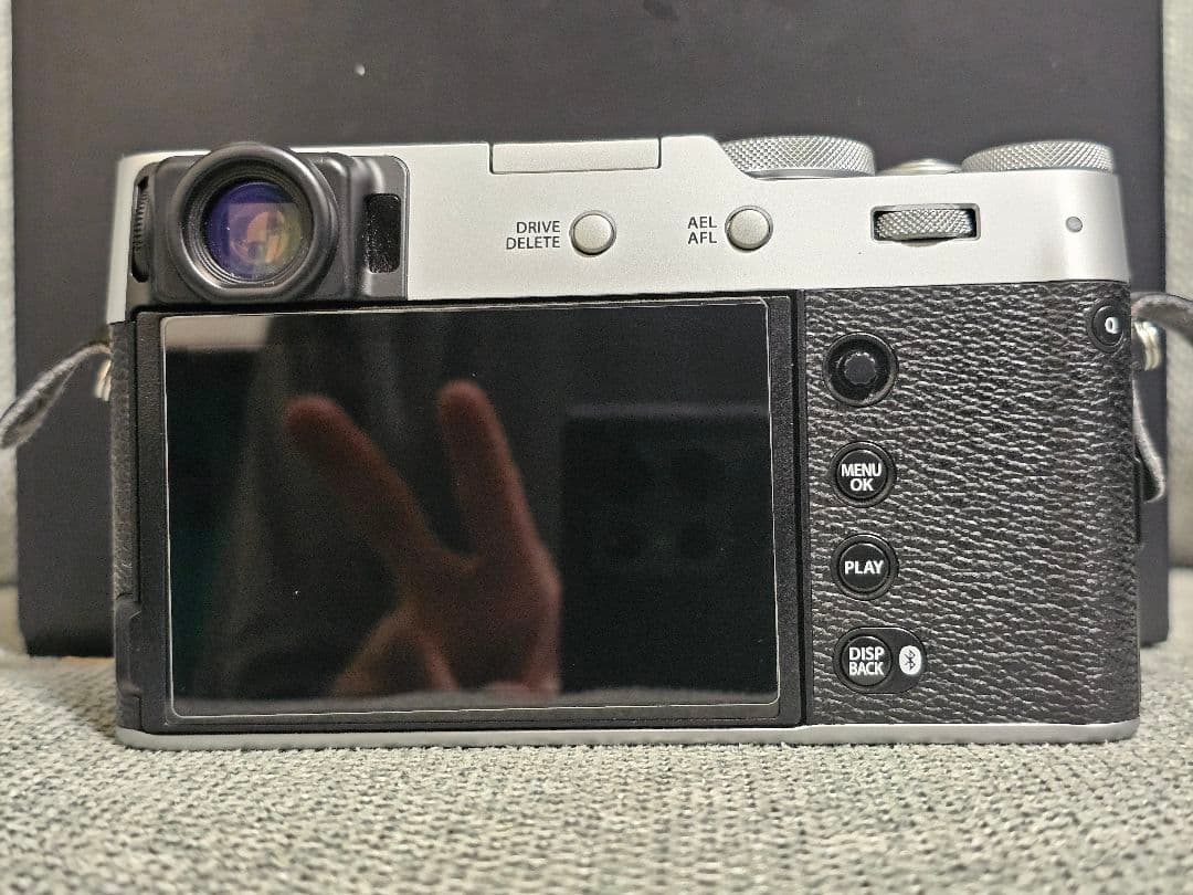 富士フイルム X100Ⅵ シルバー 1年保証付き