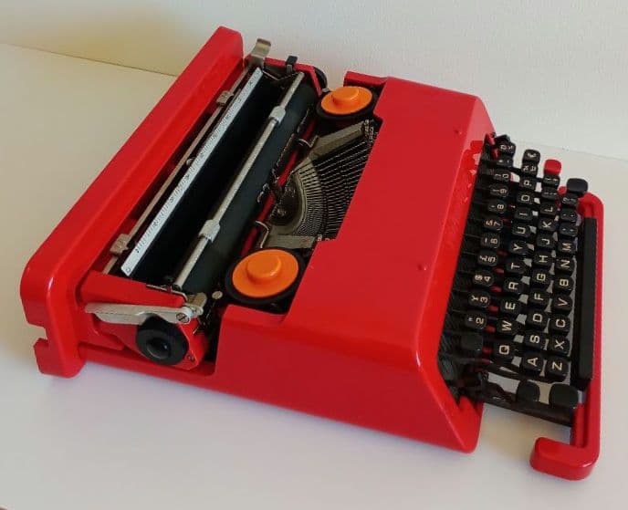 Olivetti オリベッティ Valentine タイプライター 赤バケツ