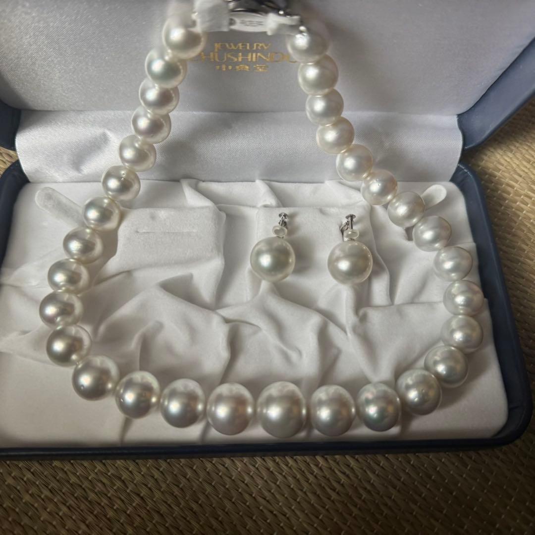 南洋真珠 大珠ネックレス イヤリングセット K14WG