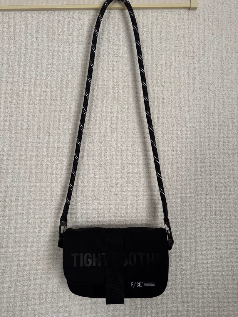 TIGHT BOOTH ショルダーバック