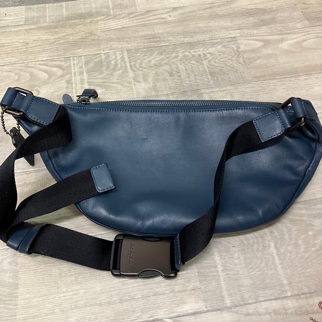 COACH コーチ　リビントン ベルトバッグ　ウエストバック37951 ネイビー