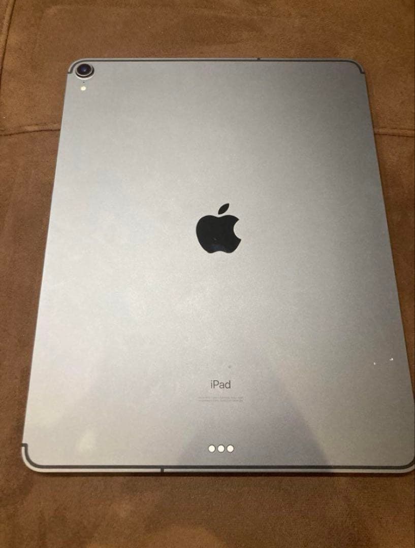 カ*ワ様 iPad Pro 12.9 第三世代 256GB