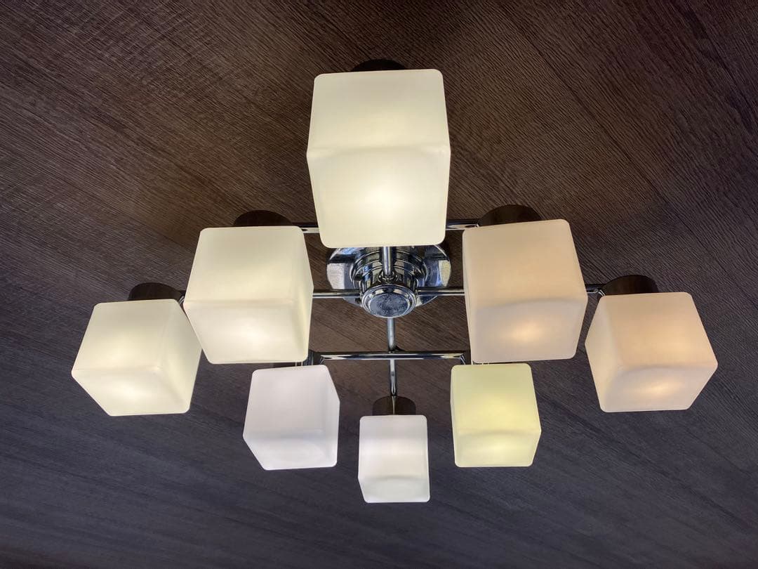 お値下げ中！9灯 シーリングライト 立方体デザイン