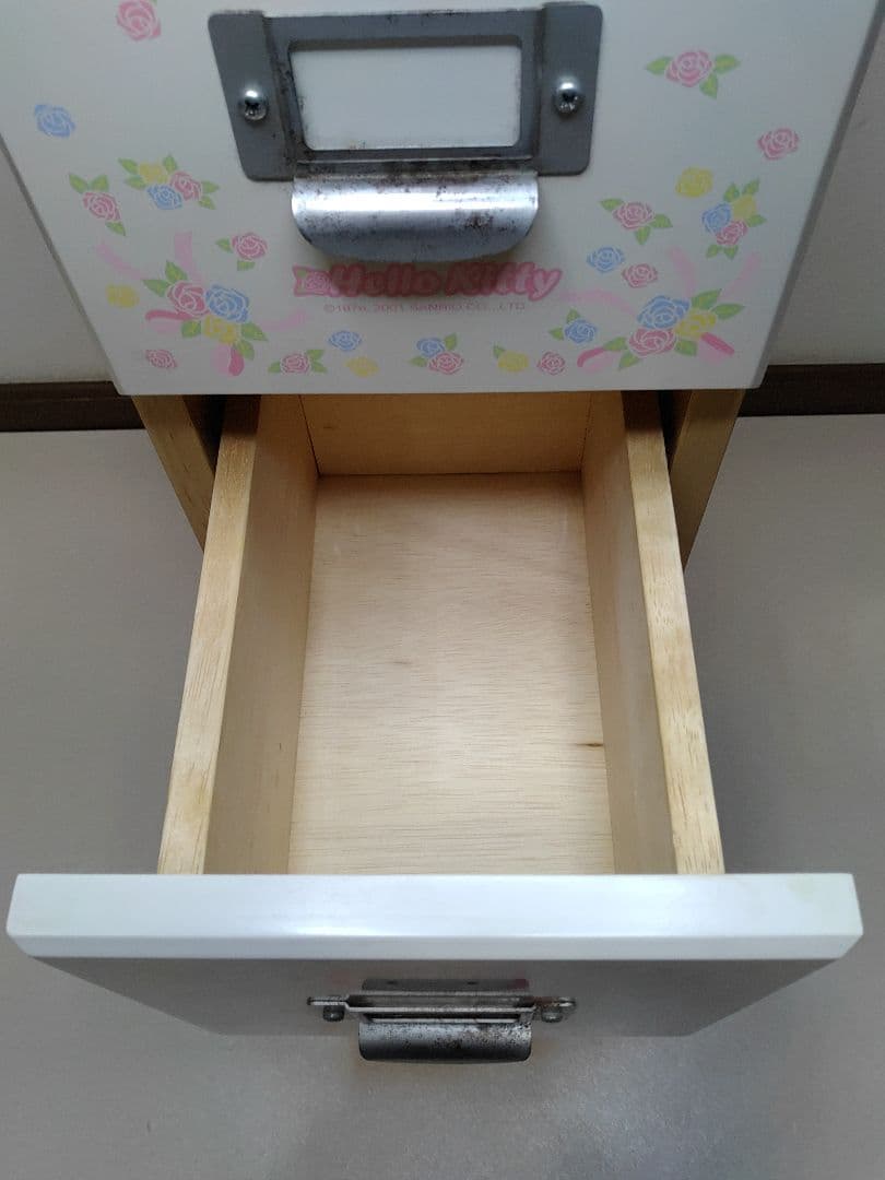 希少 Hello Kitty KT スリムチェスト ミニバラ ハローキティ