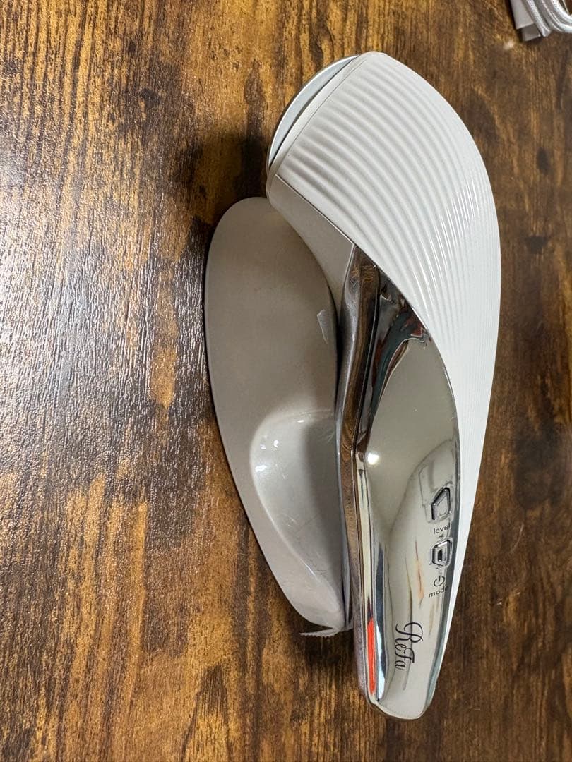 【美品】ReFa 美顔器　ホワイト