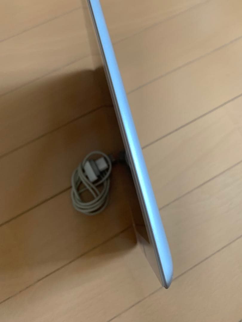 【Apple】ipad wi-fi 即使用可能 シルバー 32G充電ケーブル付き