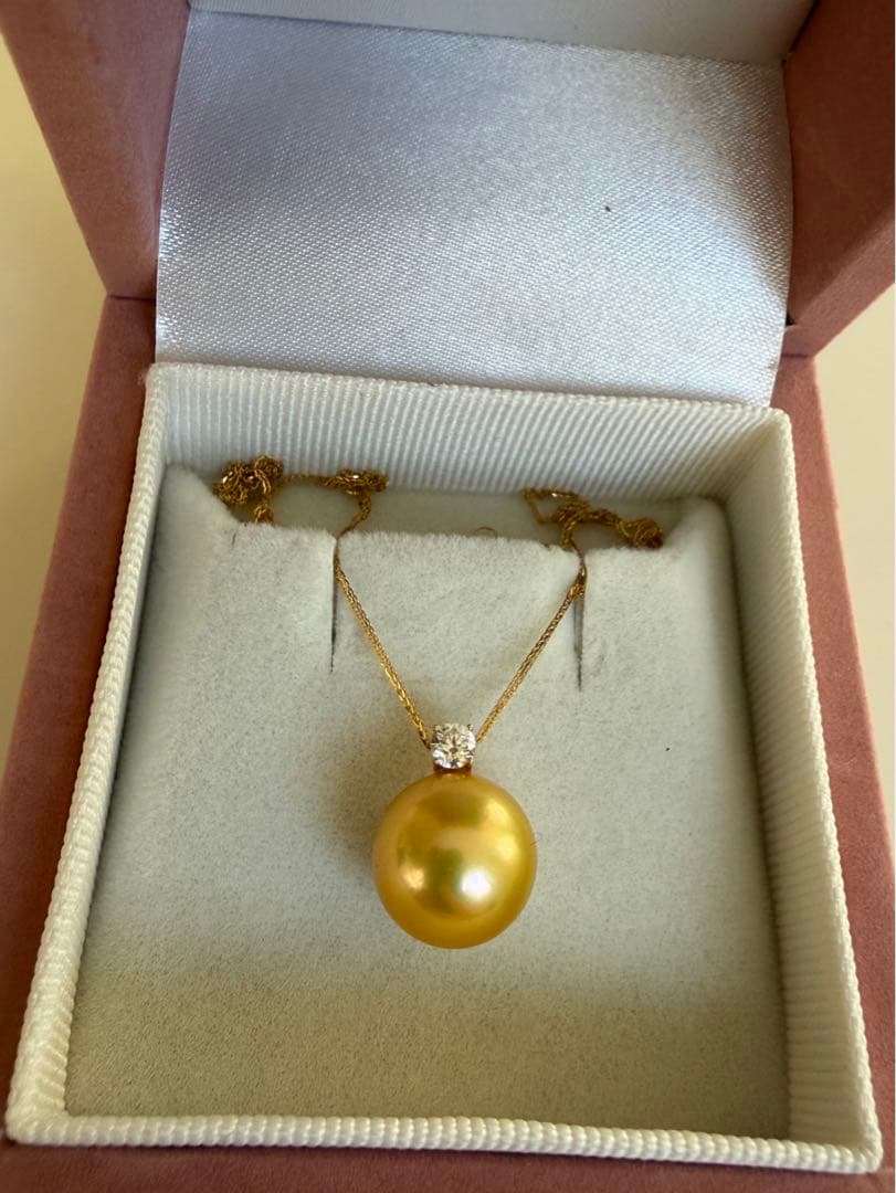 南洋白蝶真珠ゴールドネックレス、18k金、10.5-11mm、最終値下げ！