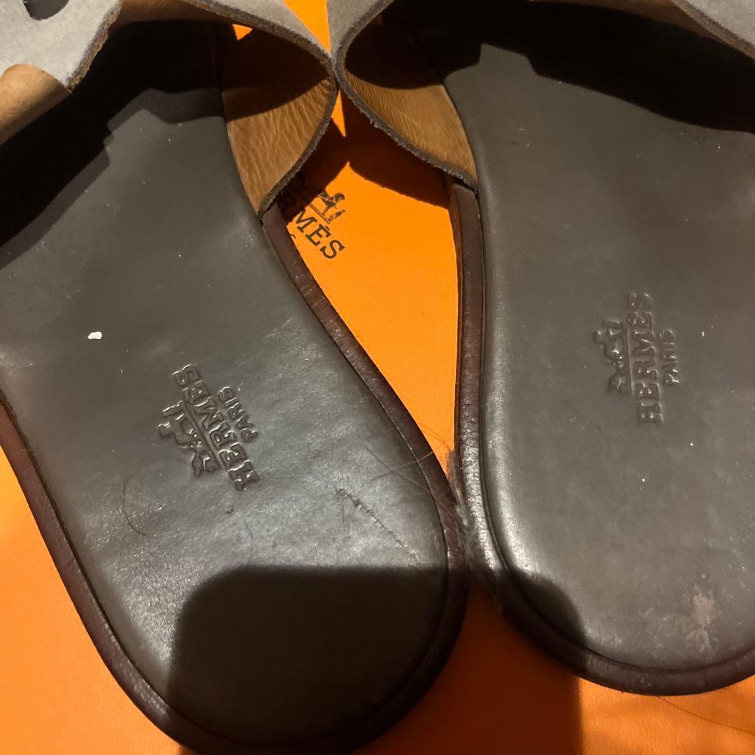 HERMES グレー サンダル