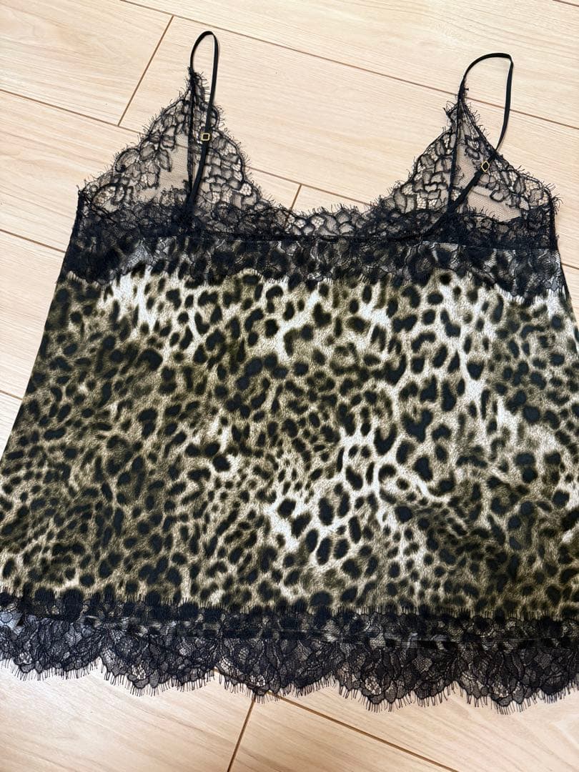 MUSE ミューズ　LEOPARD LACE Col Pierrotキャミソール