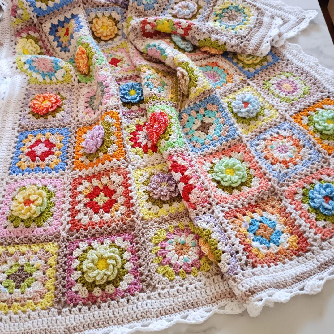 手編みブランケット★お花モチーフ★グラニースクエア★コットン★カラフル★かぎ針編