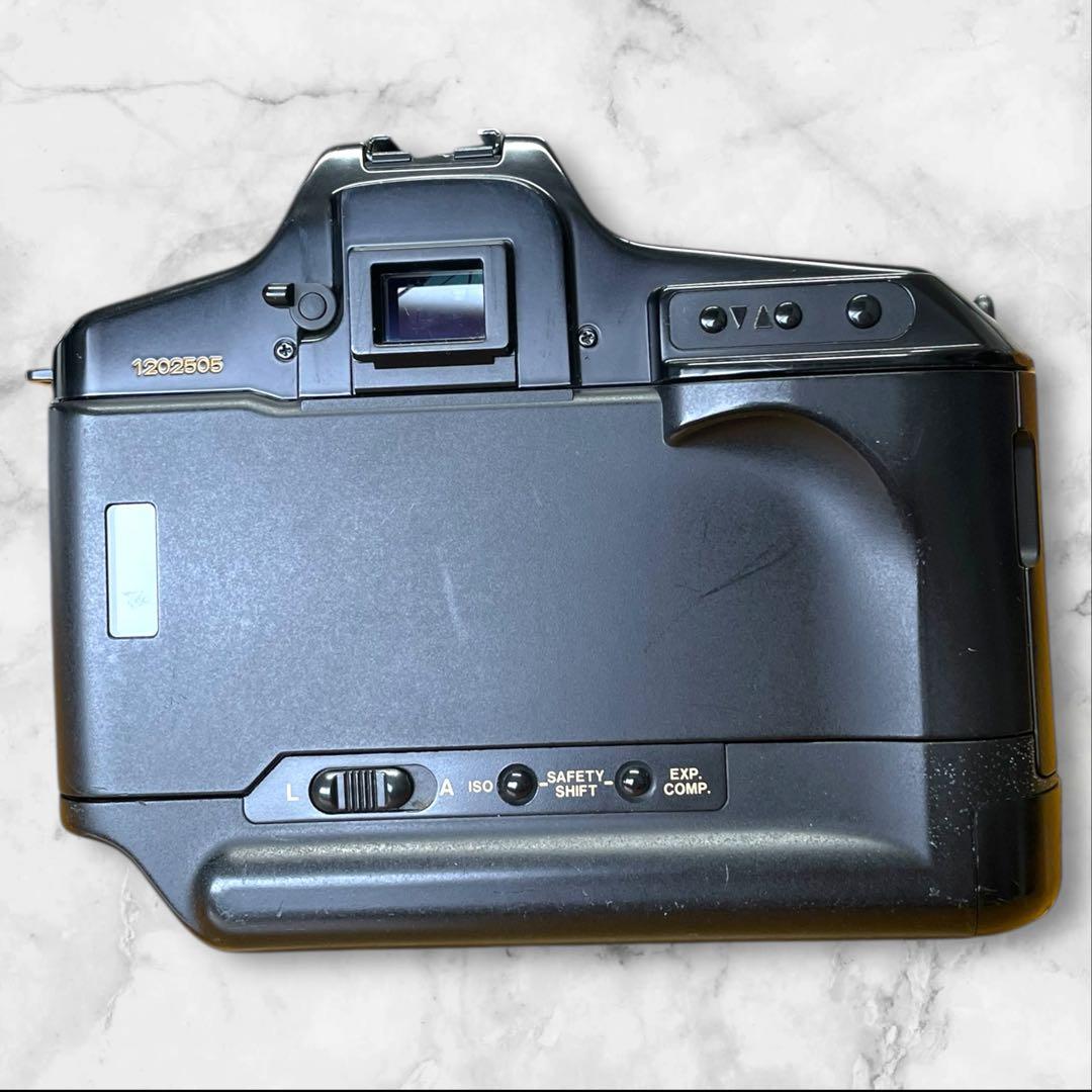 Canon T90 一眼レフカメラ　レンズ付き