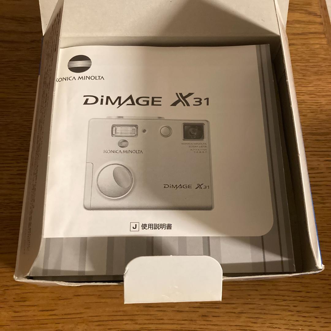 美品 動作確認済み KONIKA MINOLTA DiMAGE X31 デジカメ