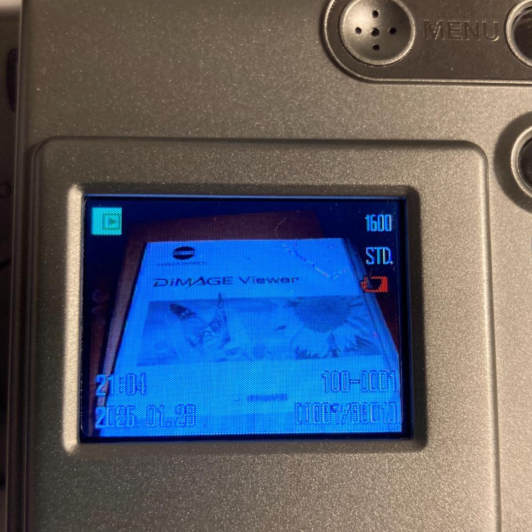 美品 動作確認済み KONIKA MINOLTA DiMAGE X31 デジカメ