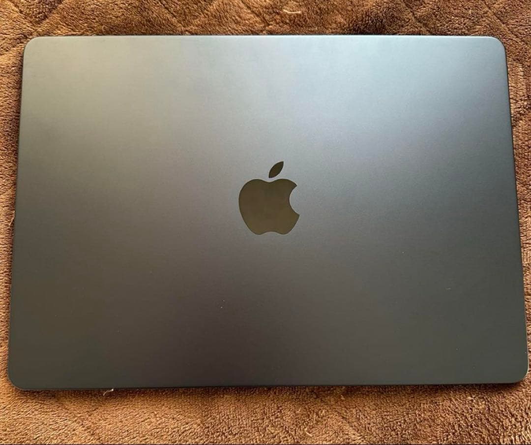 Apple MacBook air M2 2022 gpu10！