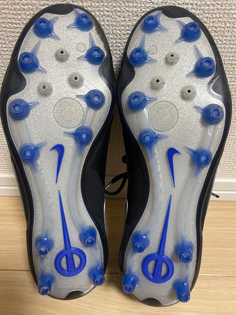 Nike ティエンポレジェンド10 ファントムGX2 エリートAG