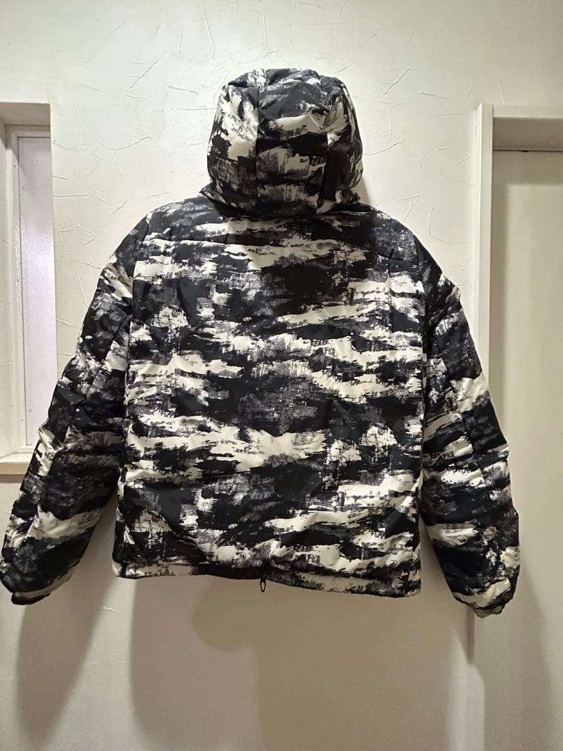 タトラスダウンジャケット