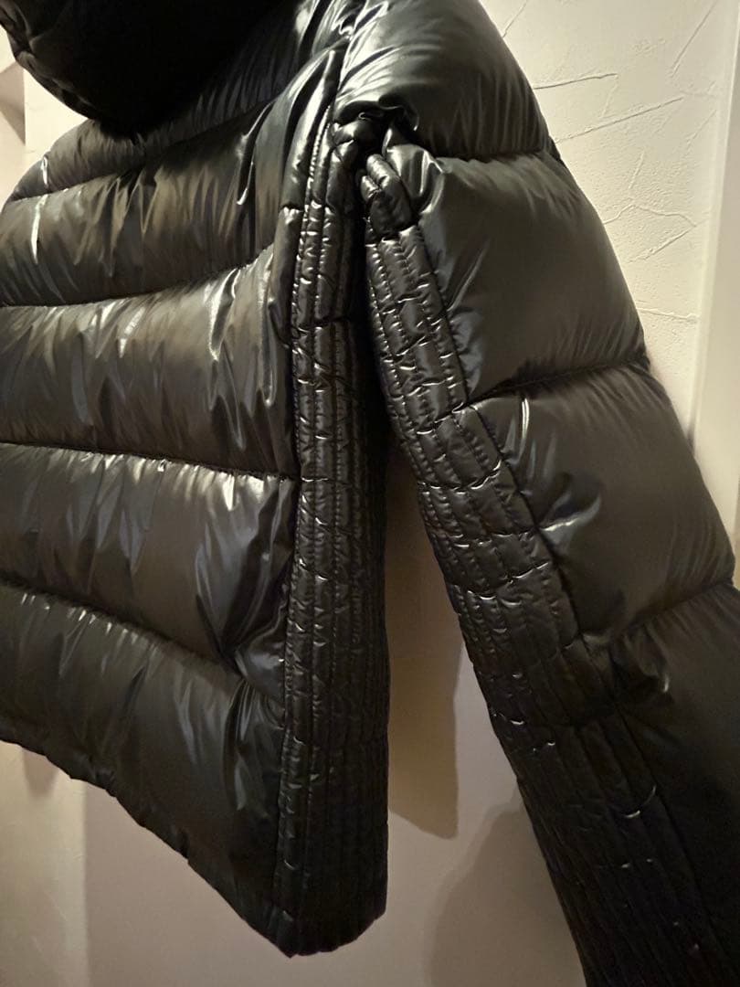 タトラスダウンジャケット