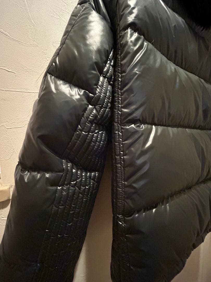 タトラスダウンジャケット