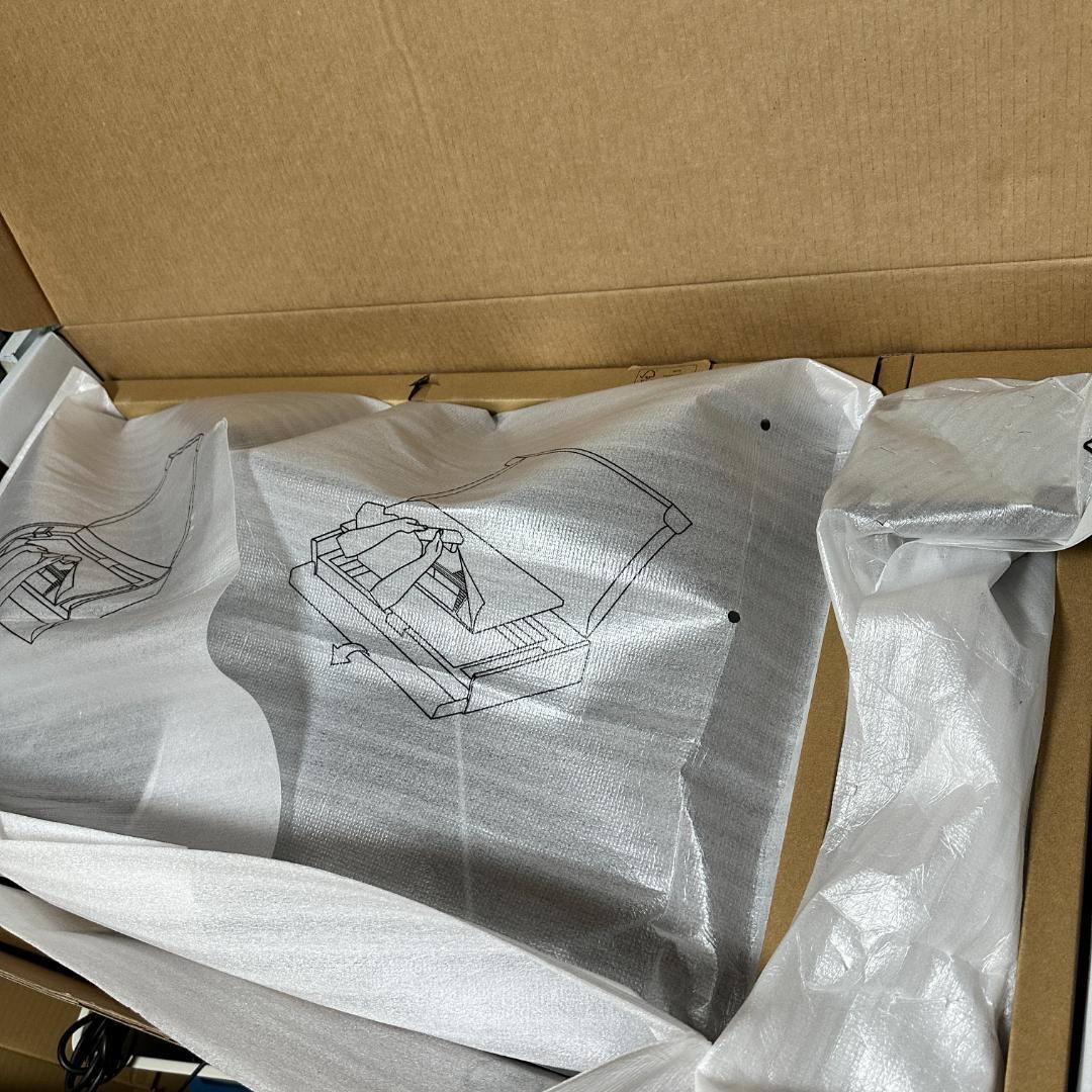 DELL 165Hz WQHD 31.5型 ゲーミングモニター