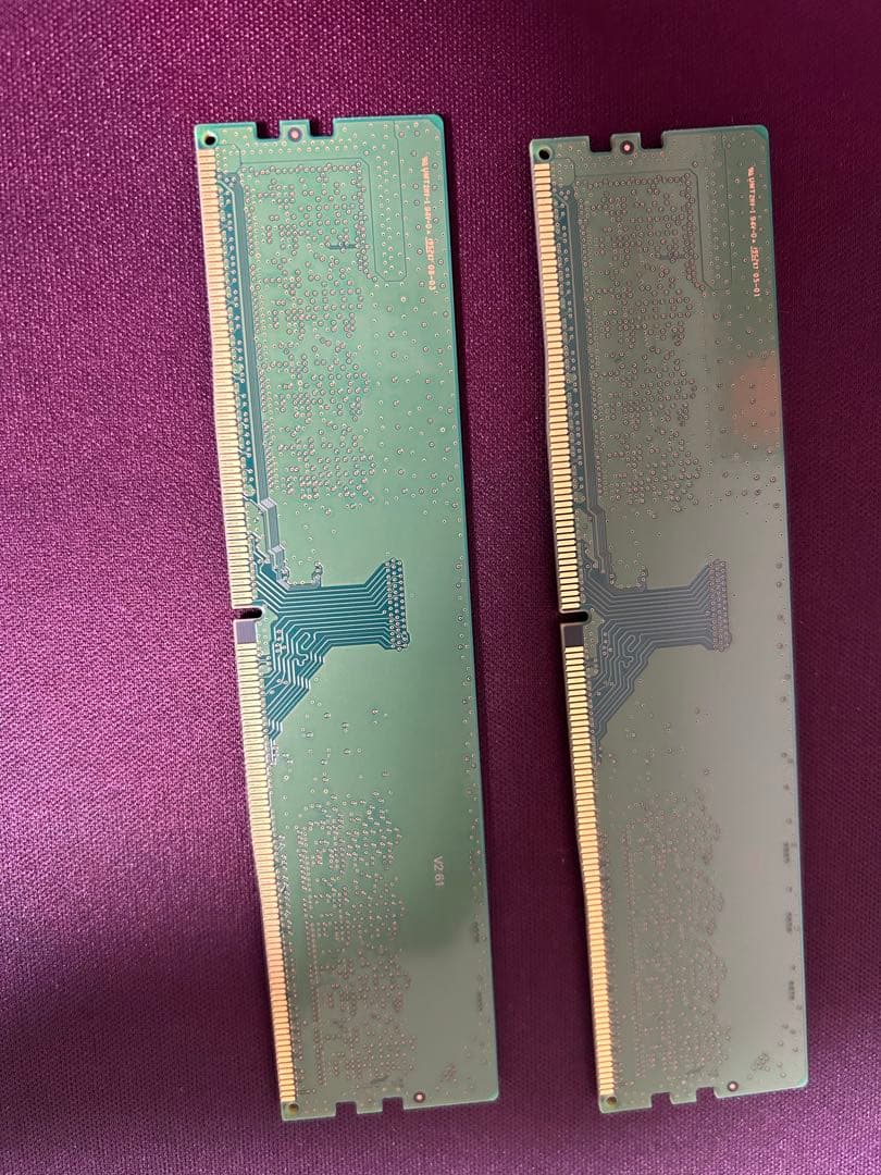 デスクトップ用　Samsung DDR4 2666 8GB メモリ 2枚