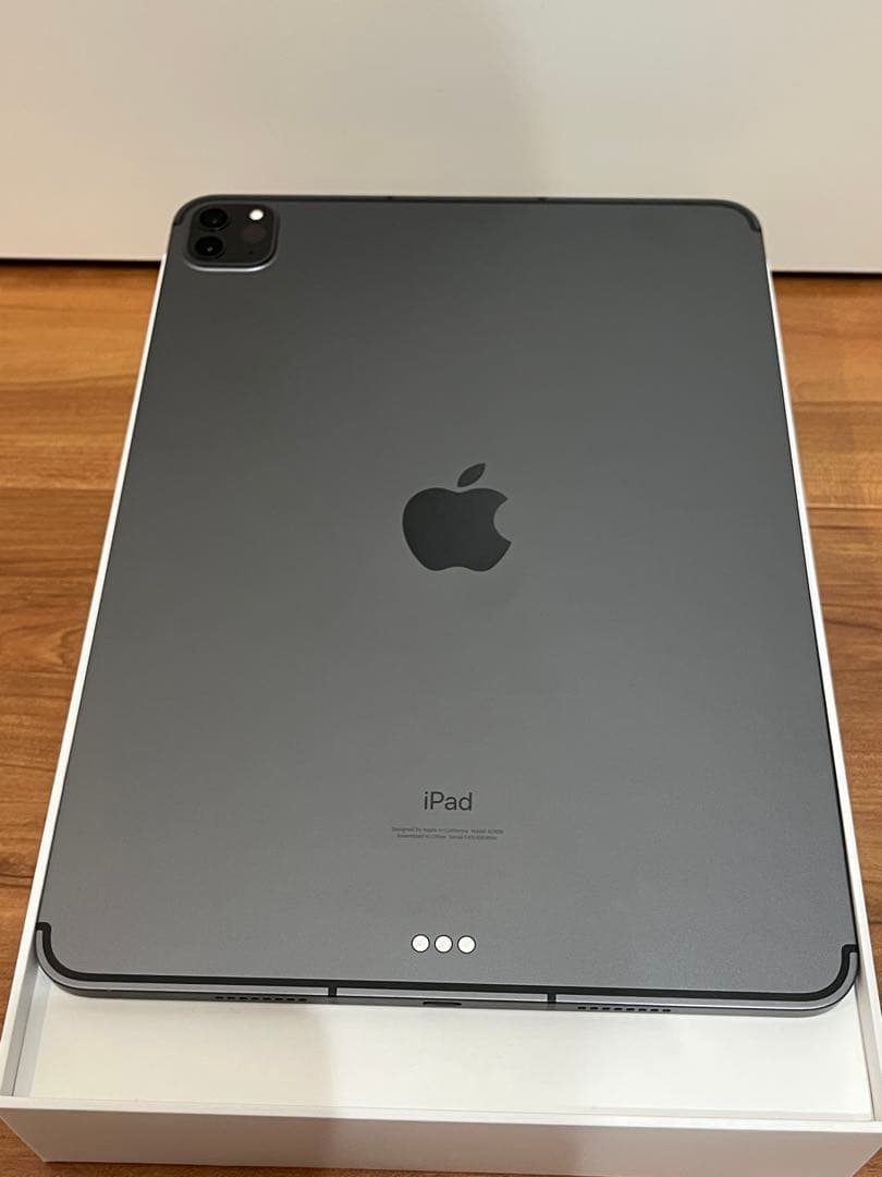 iPadPro11インチ第3世代WiFi+Cellular 512GB