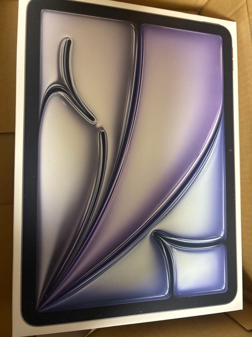 じ*ん様 iPad Air (第7世代/M3) 128GB Wi-Fi スペース