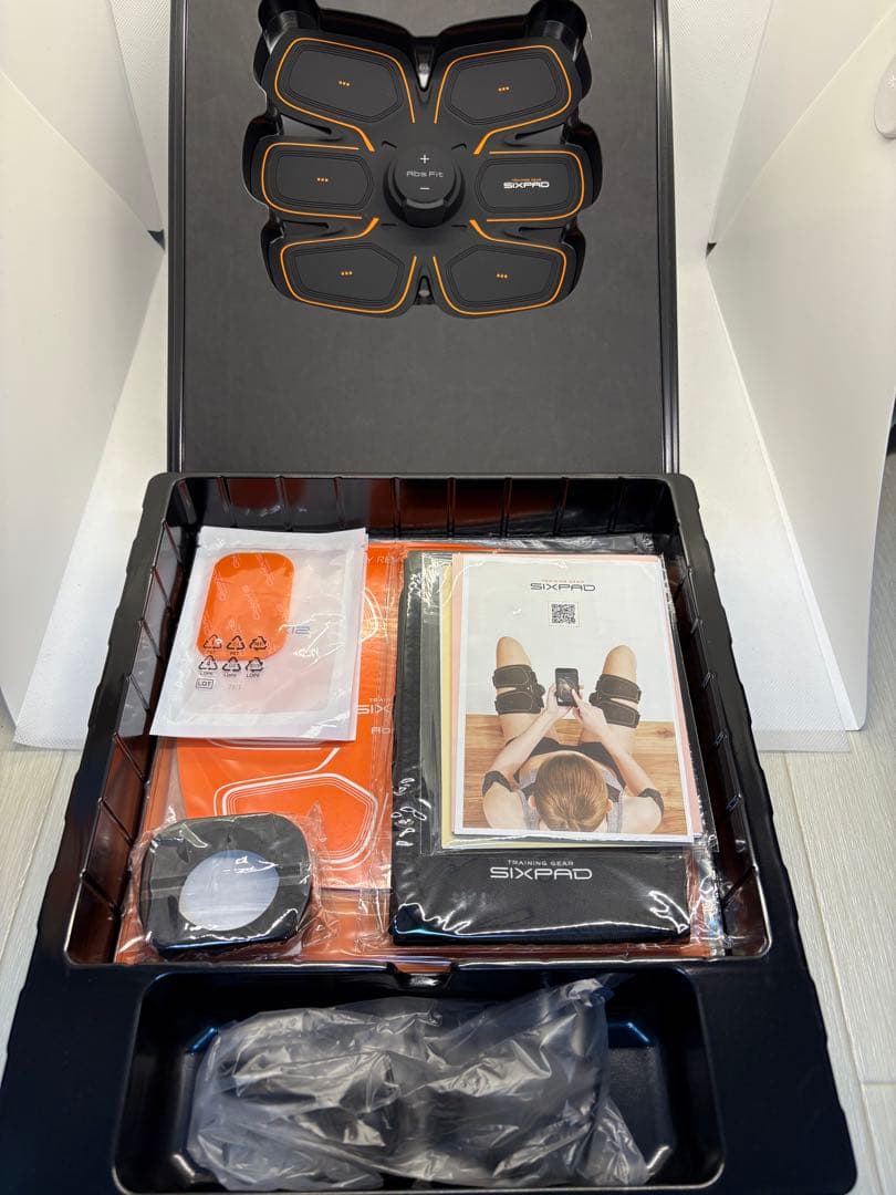 【新品同様】MTG SIXPAD アブズフィット2(Abs Fit 2)