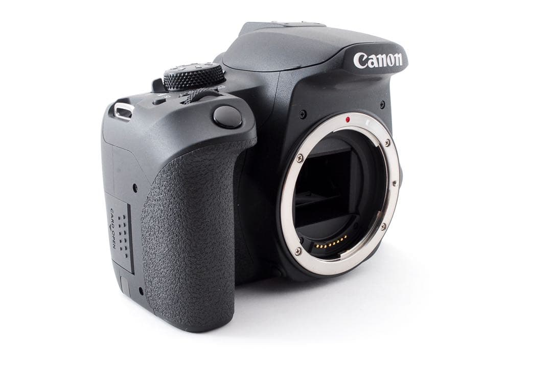 デジタル一眼レフカメラcanon kiss x10i標準&望遠&単焦点セット