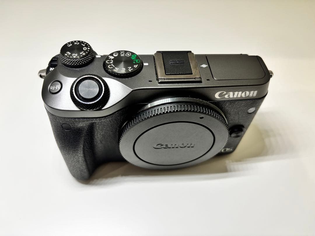 ★美品★Canon EOS M6 ミラーレス一眼カメラ レンズキット