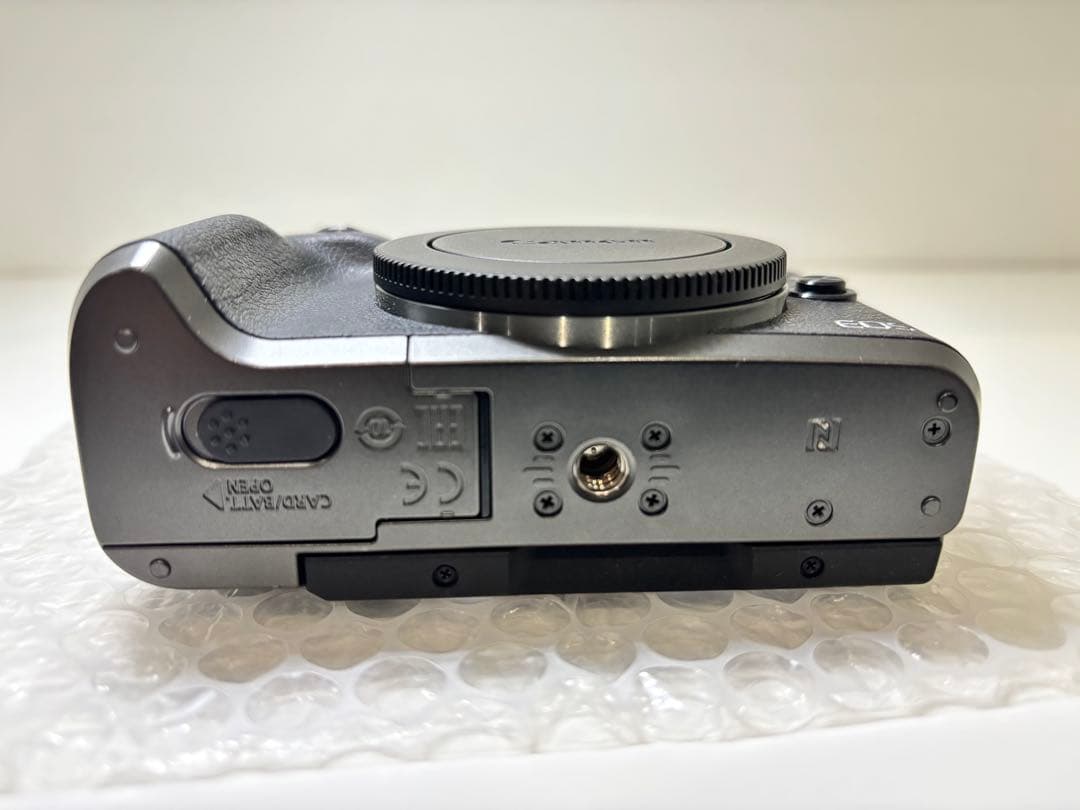 ★美品★Canon EOS M6 ミラーレス一眼カメラ レンズキット