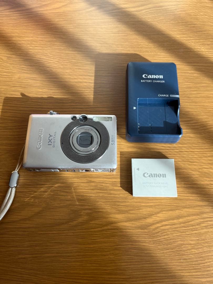 デジタルカメラ Canon IXY DIGITAL 5.0 MEGAPIXELS