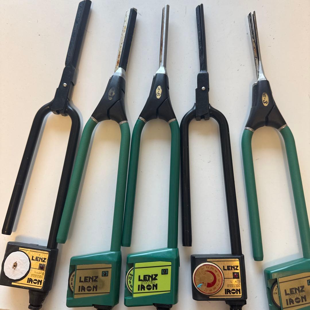 LENZ IRON 理容　パンチパーマ