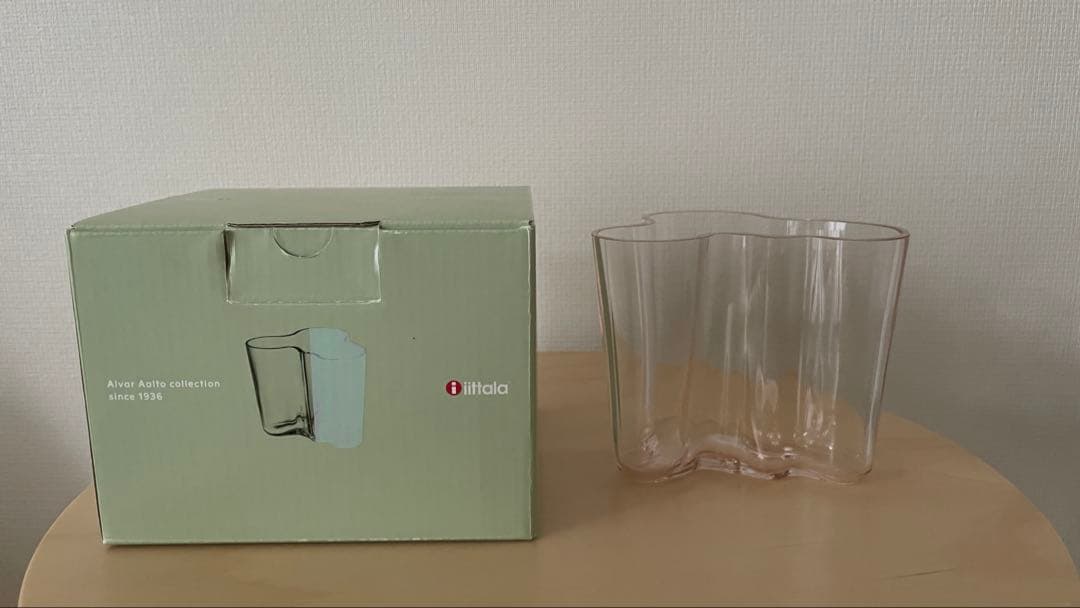 イッタラ　アアルトベース　サーモンピンク　95mm 小さな欠けあり