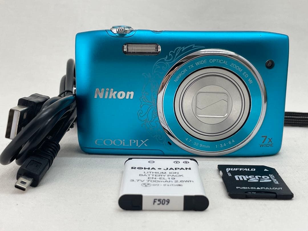 美品・動作確認済み Nikon COOLPIX S3500ブルー 7倍光学ズーム