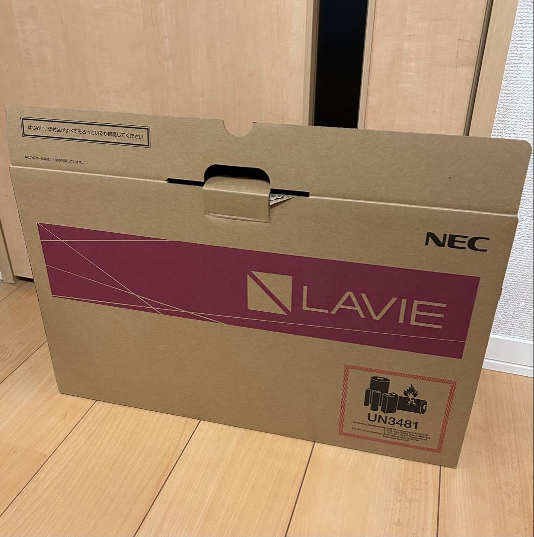 NEC LAVIE ラヴィ　NS300/RAW ノートパソコン
