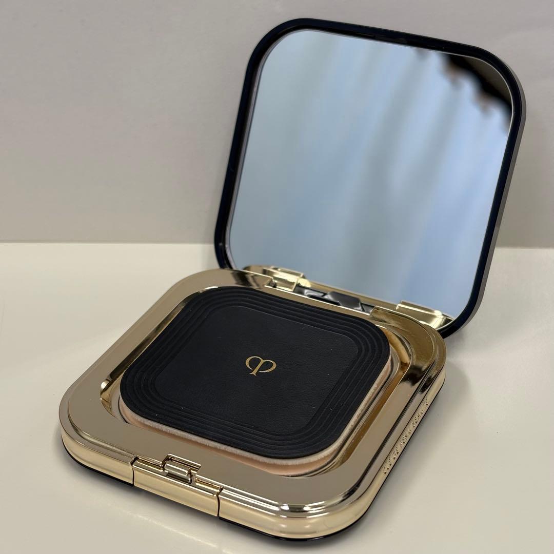 クレ・ド・ポー ボーテ プードルコンパクトエサンシエルn フェイスパウダー　5g