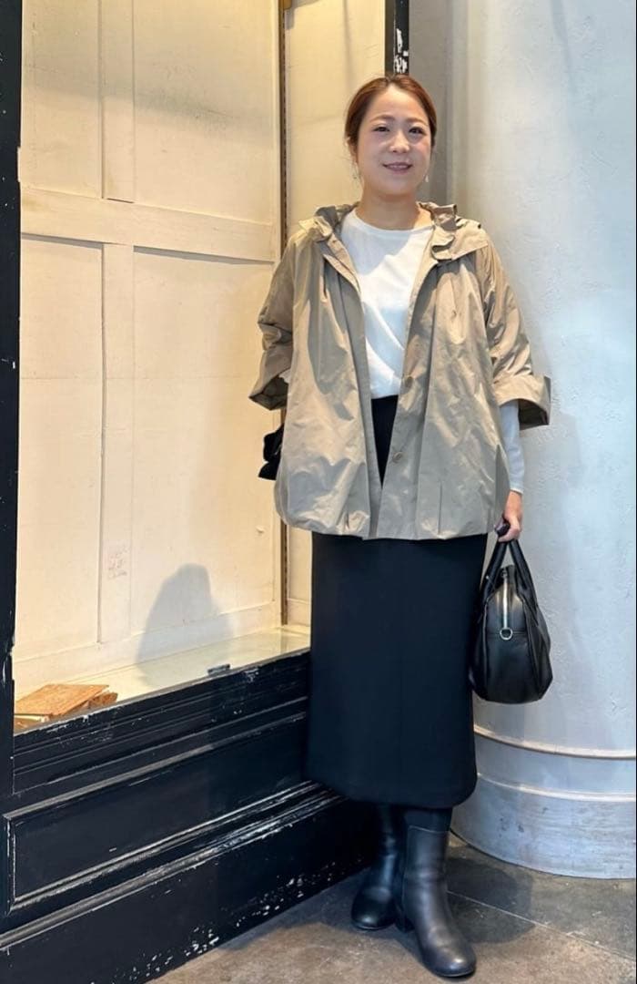 セール毎年完売商品美品BEARDSLEYタグ付バルーンリボンアウターモカ色