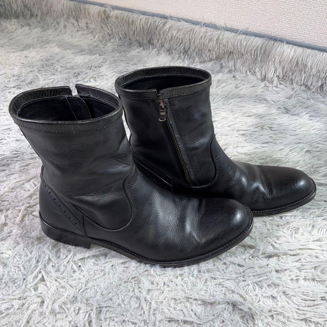 1319RINGHIO サイドジップ ブーツ ミドル メダリオン レザー