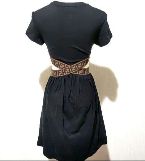 Fendi フェンディ FFロゴ カットアウトワンピース