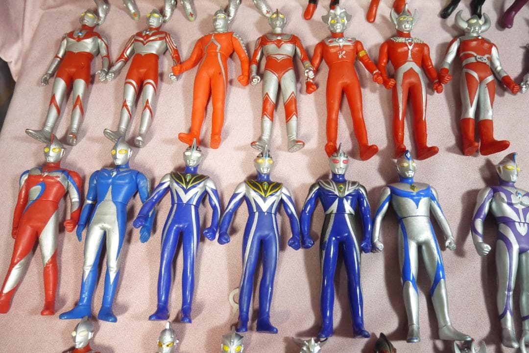 ウルトラヒーローシリーズ　800サイズ　500サイズ　ソフビ81体