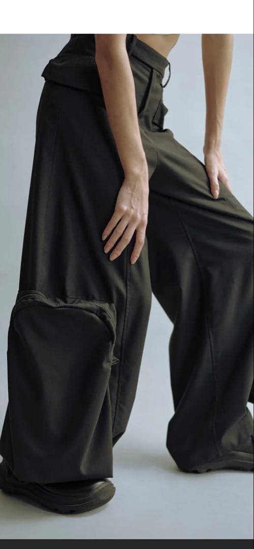 新品未使用　teloplan Nicholas Trousers Black