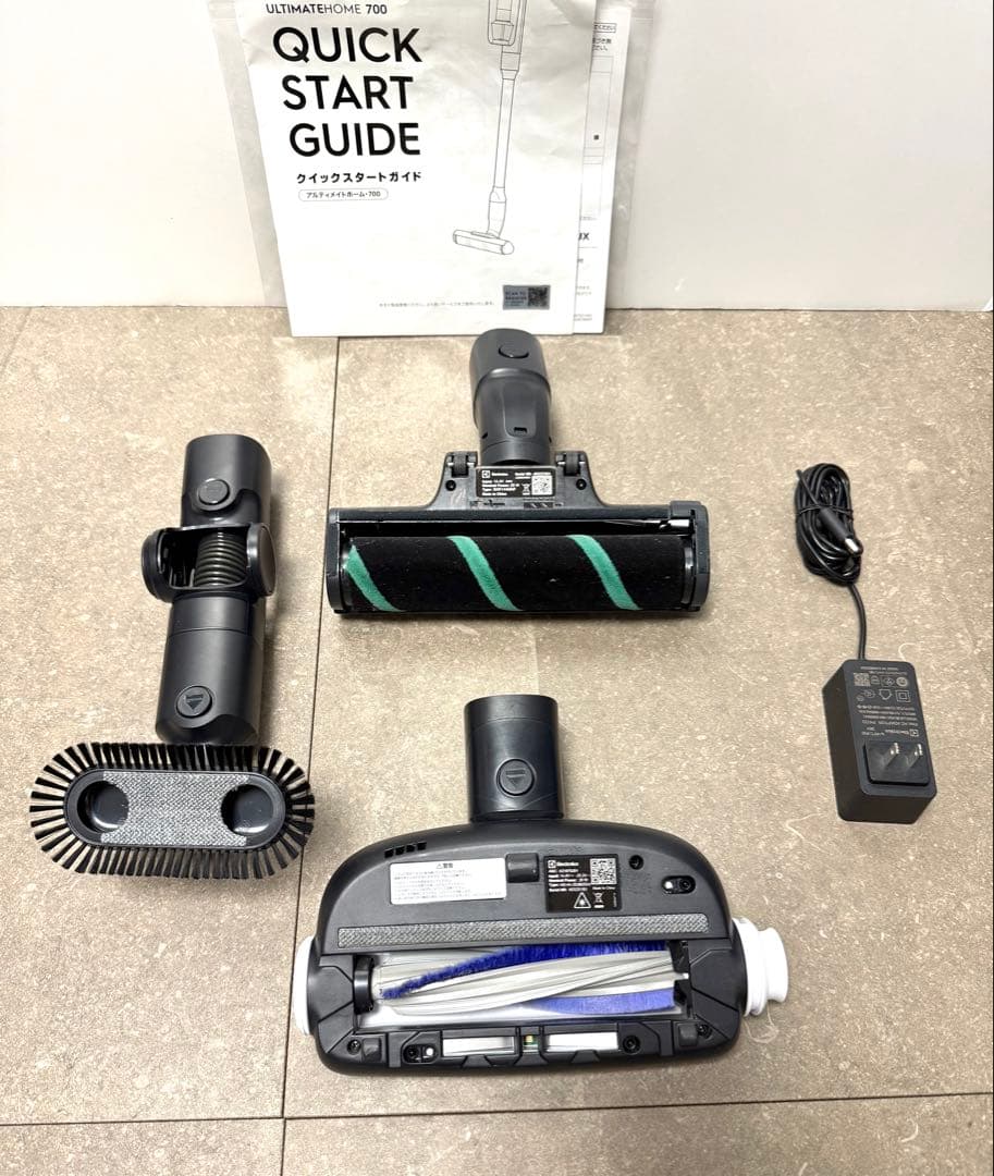 エレクトロラックス◇掃除機 Ultimate700 ウォルナットブラウン