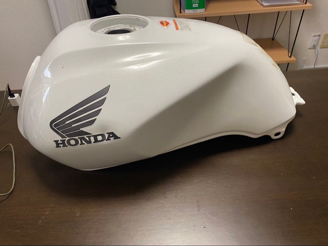 タ*シ様 HONDA ホワイトタンク バイクパーツ　CB400