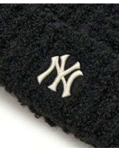 新品MLB　KOREA-フワモコ　ビーニー【猫耳ビーニー】