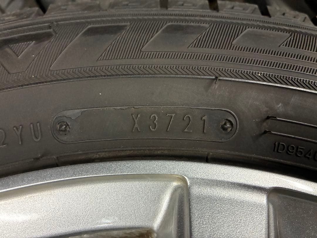 ダンロップ スタッドレス 175/65R15 4穴 ホイール付き 4本