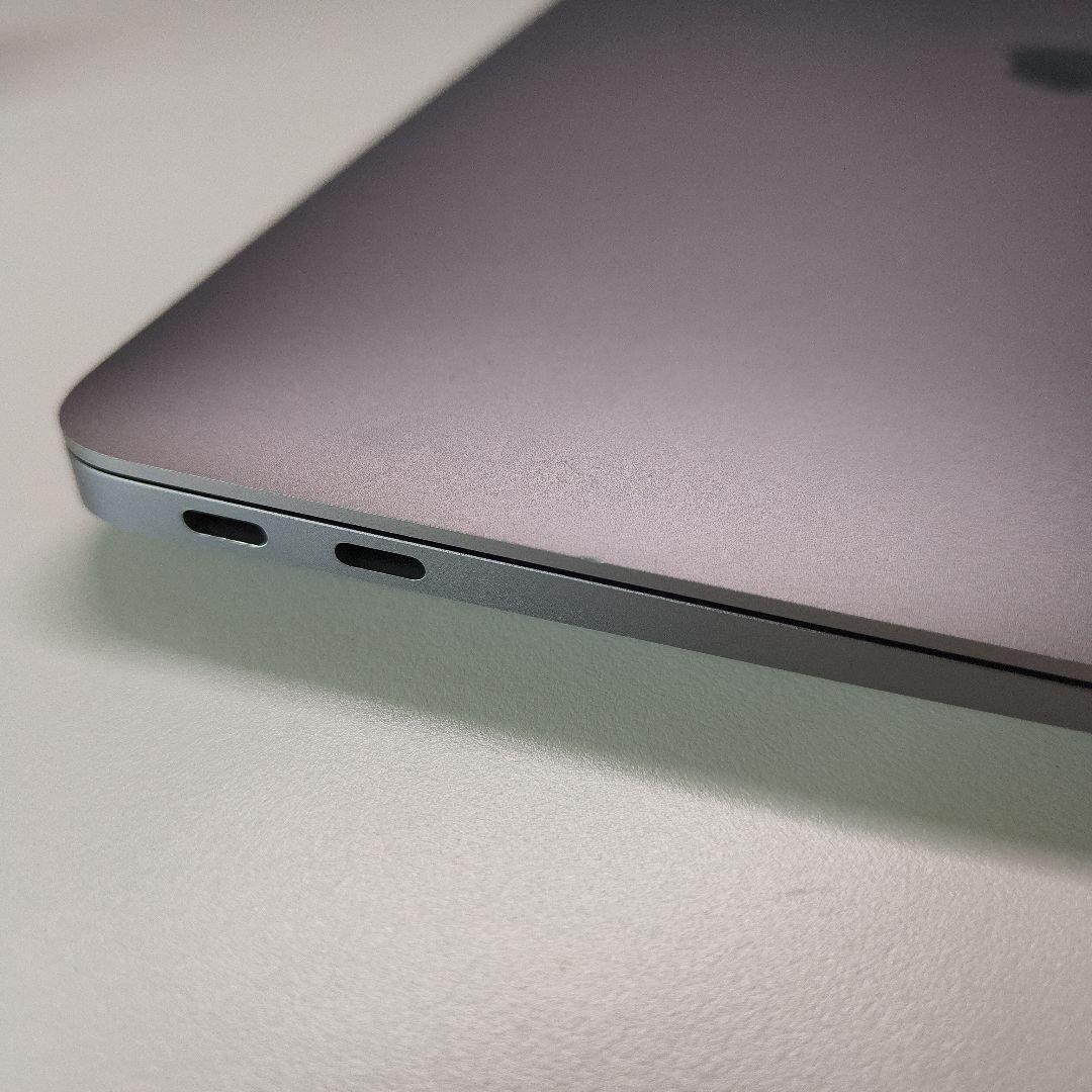 MacBook Air M1 8GBメモリ 256GBストレージ