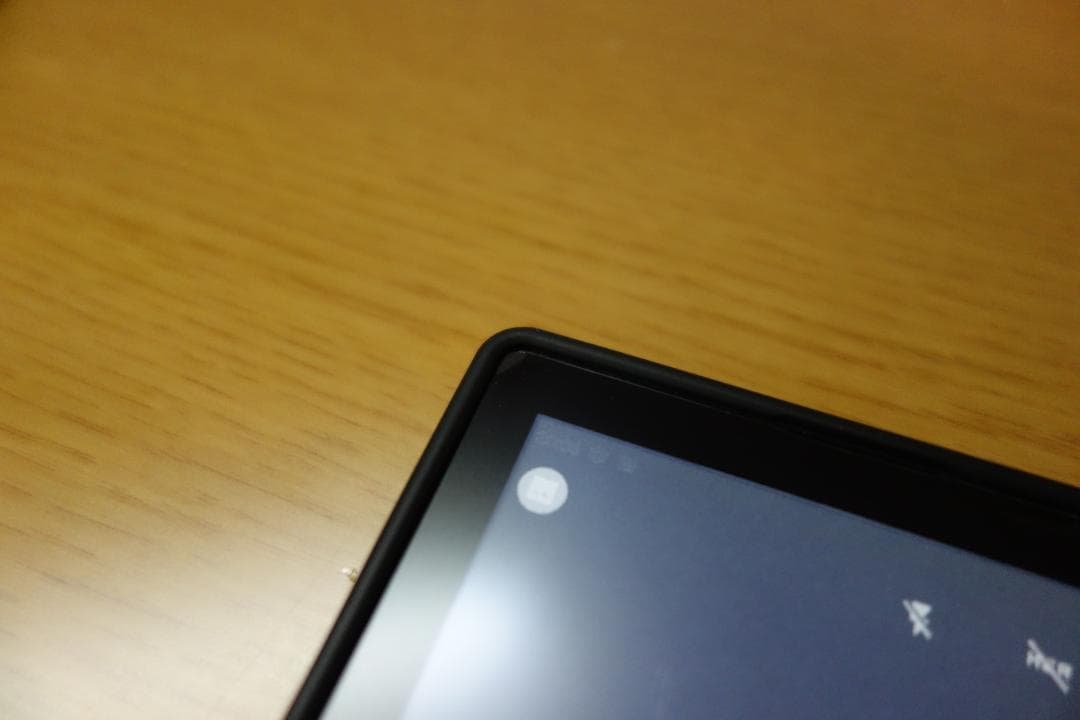 Minimal Phone Onyx 6GB / 128GB 純正ケース付