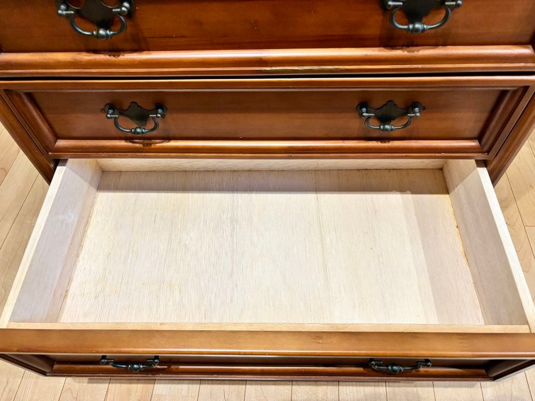 アンティーク　チェスト