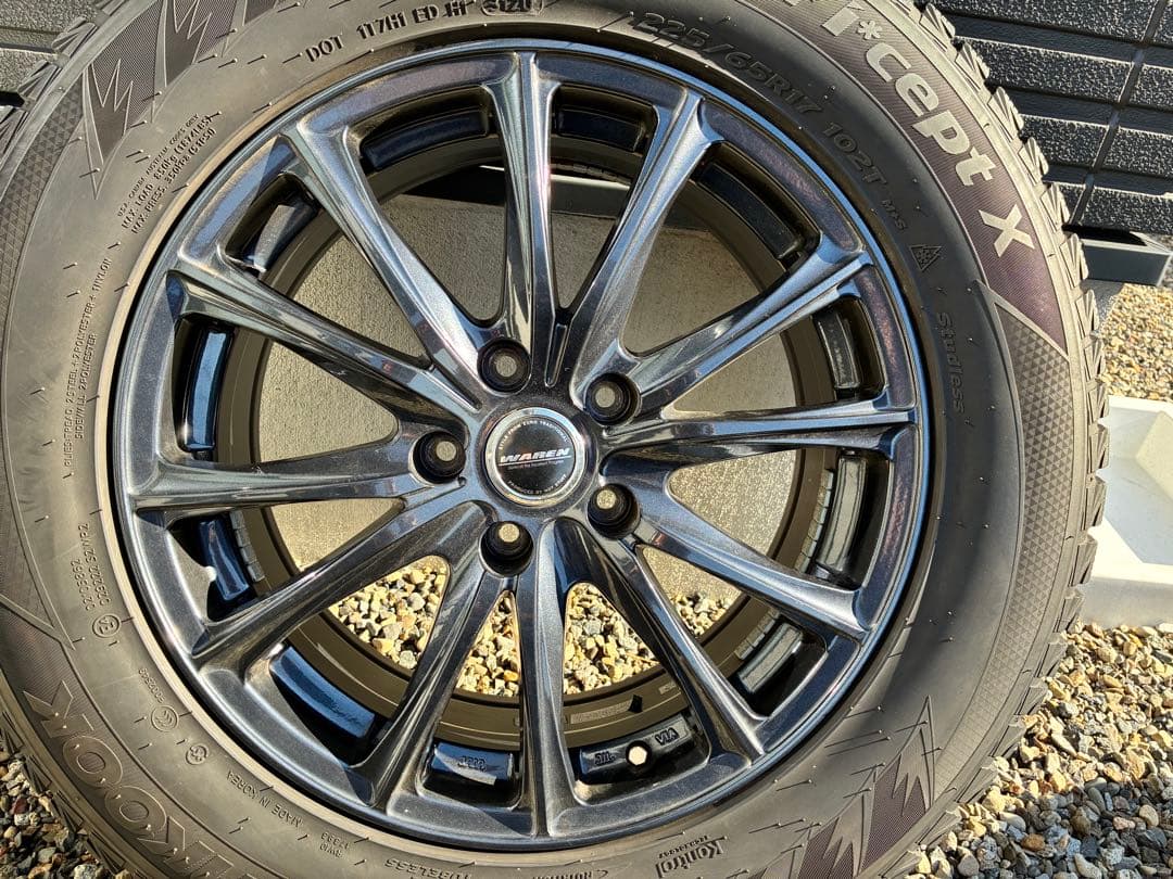 【岐阜市引取限定】Hankook 冬用タイヤセット 225/65R17 ハリアー